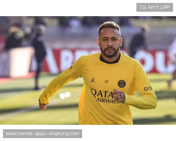 拜仁盯内马尔式华丽前场：足球战术的未来